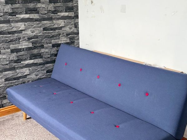 Futon couch - Main image