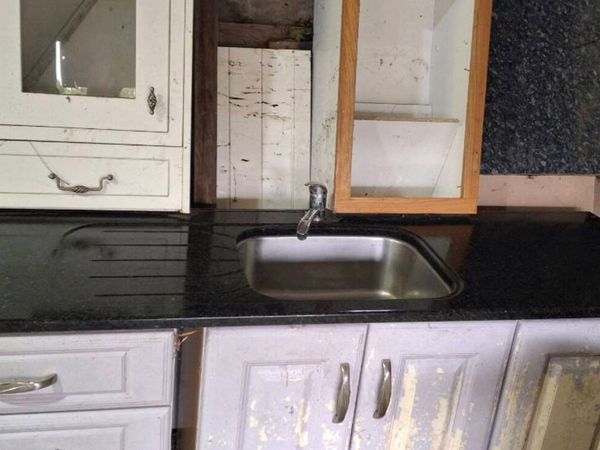 Black granite/quartz sink - Main image