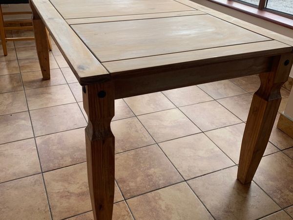 Kitchen table - Main image