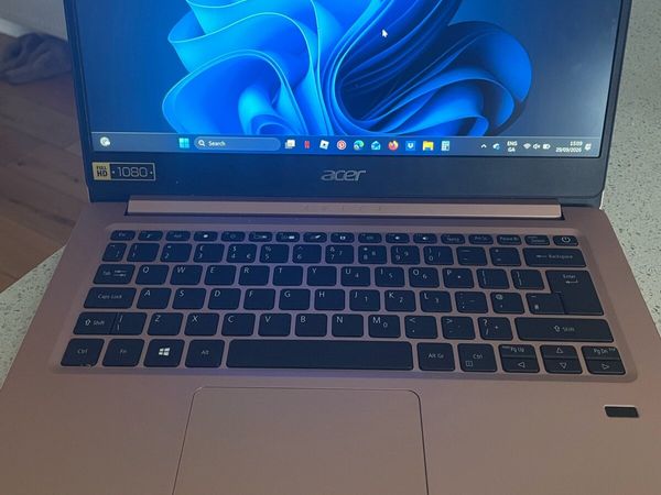 Acer Swift1 Pen 14” Laptop (Rose Gold) - Main image