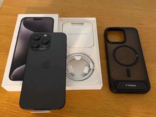 Mint iPhone 15 Pro Max 256GB, Black Titanium, 100%, unlocked like new - Main image