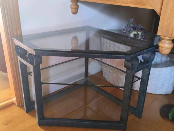 Beautiful New corner table for any purpose heavy - Main image