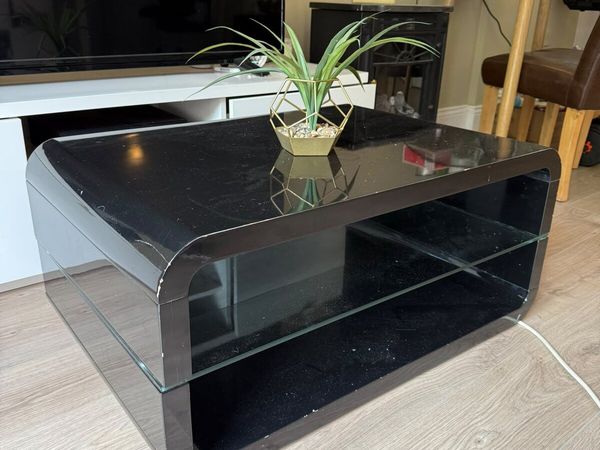 Lovely center room table glass in middle,20 euro - Main image