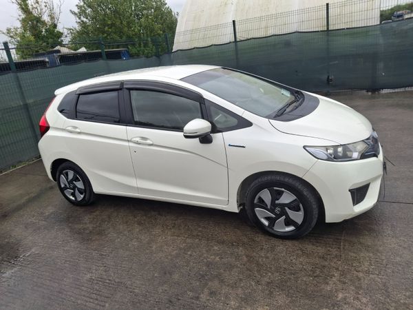 2015 Honda Fit  Hybrid  Automatic  135km - Main image
