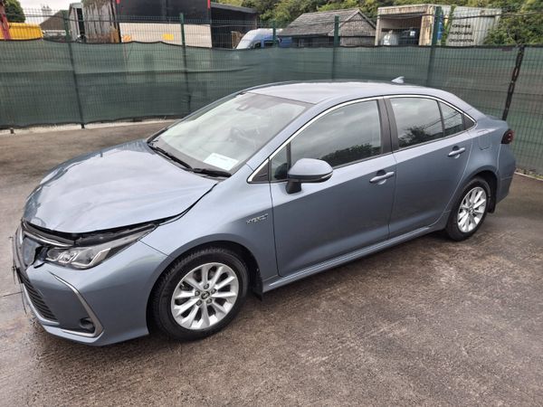 2019 Toyota Corolla  Luna sal Hybrid  Automatic - Main image