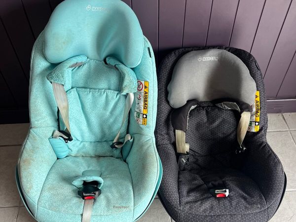 Maxi Cosi Pearl x 2 plus 1 family fix two way base - Main image