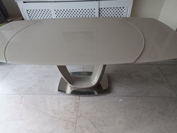 Kitchen Table-FREE to take away - Main image