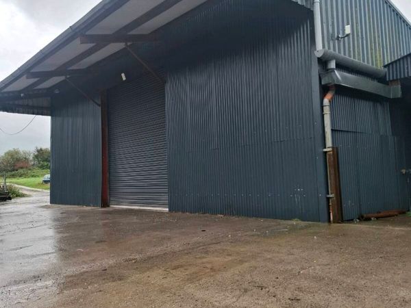 Storage  unit with yard - Main image