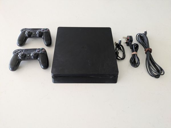 Playstation 4 - Main image