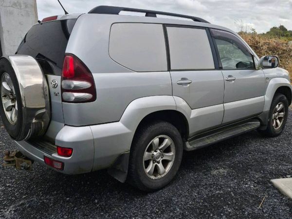 Toyota landcruiser - Main image
