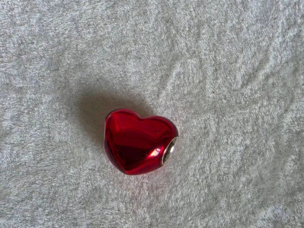 Pandora metallic red heart charm - Main image