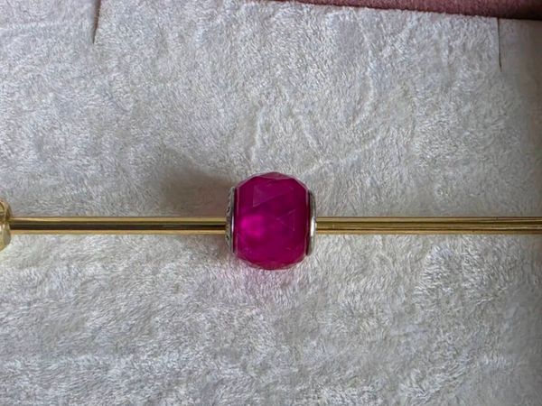 Pandora faceted hot pink charm excellent condition - Main image