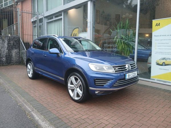 Volkswagen Touareg R-LINE CV 3.0 TDI 262 Bhp, Reef - Main image