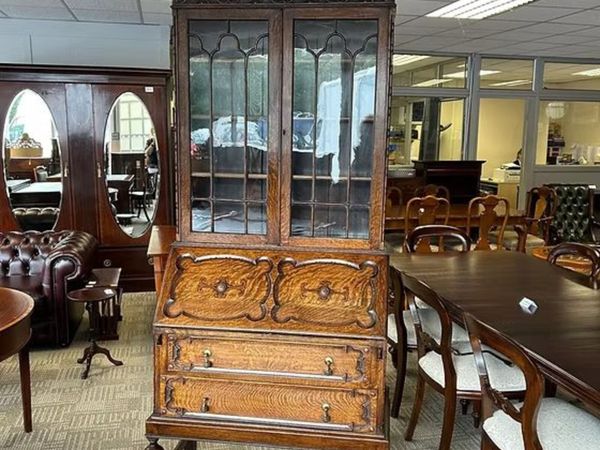 Impressive oak bureau bookcase with leaded glazed - Main image