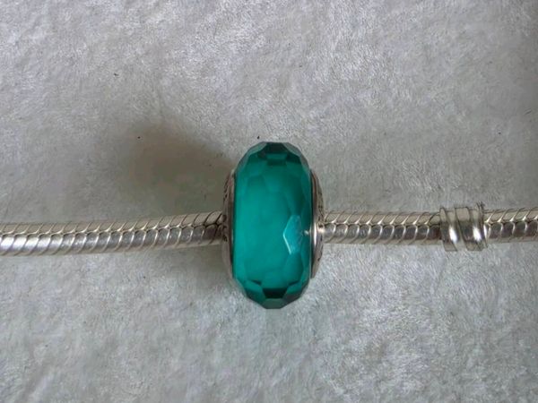 Pandora teal fascinating faceted murano Clcharm - Main image