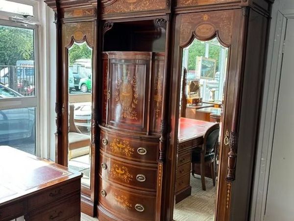 Magnificent Edwardian Sheraton revival wardrobe - Main image