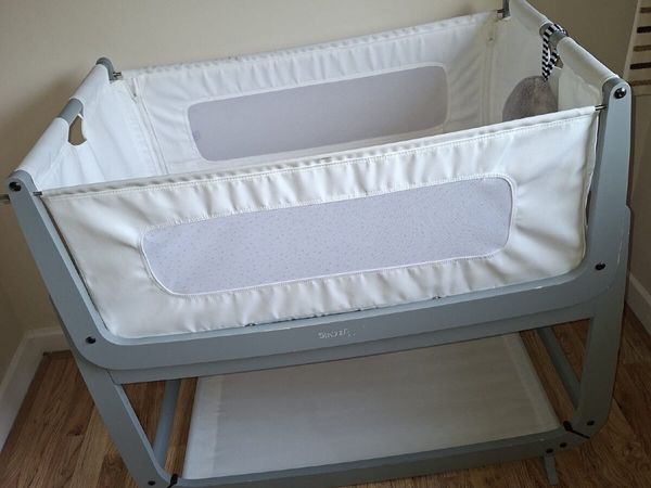 Baby cot snuz pod 3 and mattress new - Main image