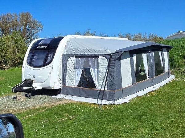 2012 SWIFT CONQUEROR 565 4BERTH - Main image
