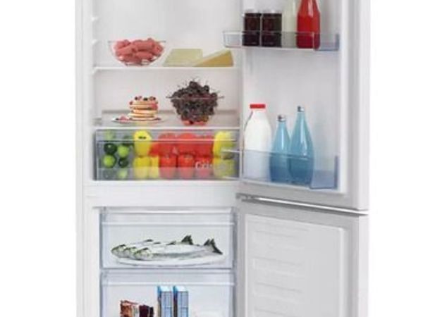 Refurbished Beko CFG4582W Freestanding 270 Litre 50/50 Frost Free Fridge Freezer White - Main image