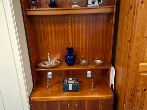 SOLID WOOD DISPLAY CABINET - Main image