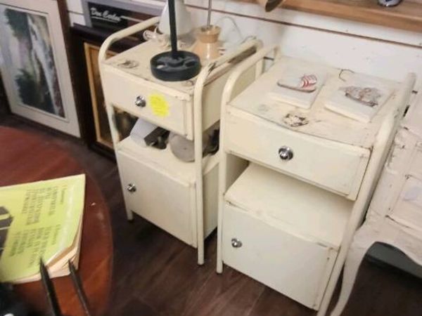 2 industrial style bedside lockers - Main image