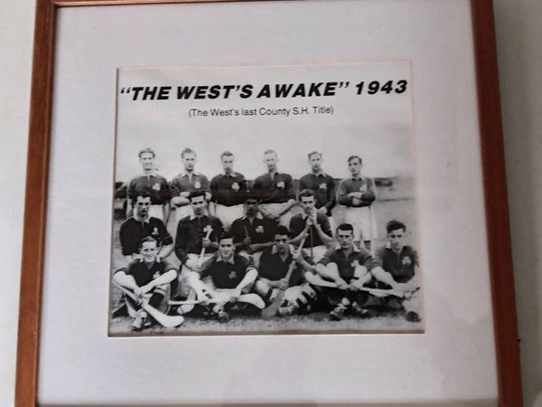Eire Óg Tipperary Hurling Team 1943 Print - Main image