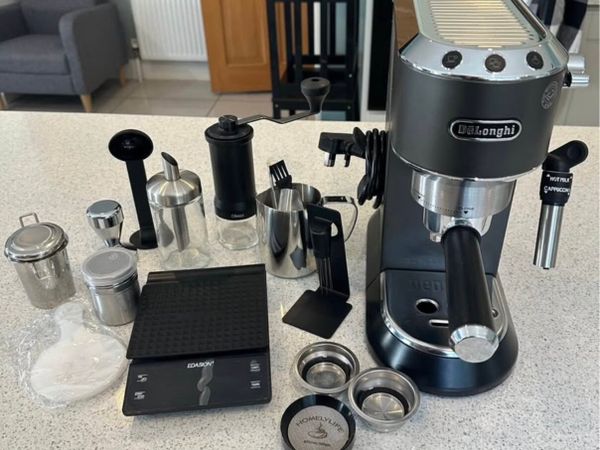 De’Longhi Dedica Coffee Machine and accessories - Main image