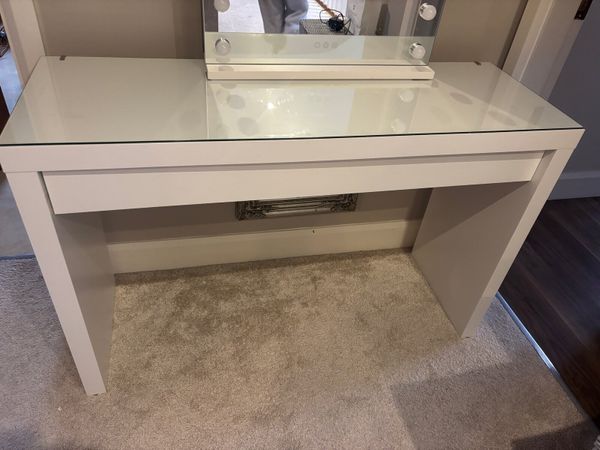 Ikea Malm dresser and mirror - Main image