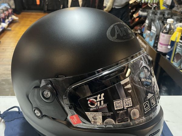 New Arai Concept XE bargain @ Meskells - Main image