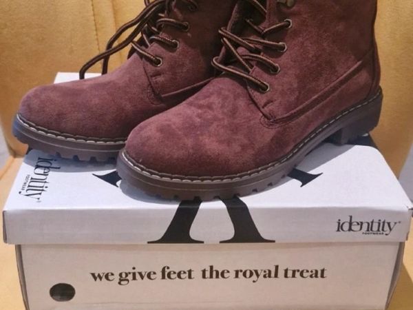 Hiking boots - Main image