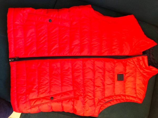 Hugo Boss sleeveless jacket - Main image