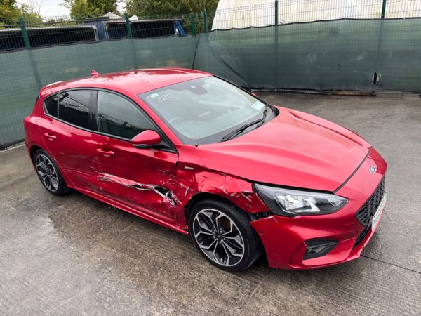 211 Ford Focus  ST -Line - Main image