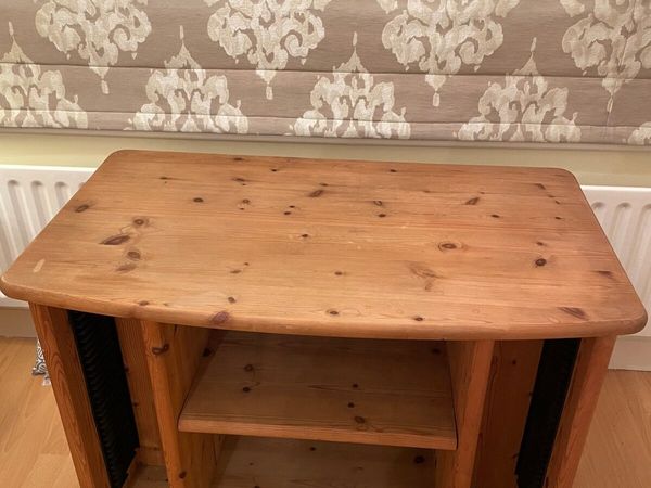 Pine TV unit - Main image