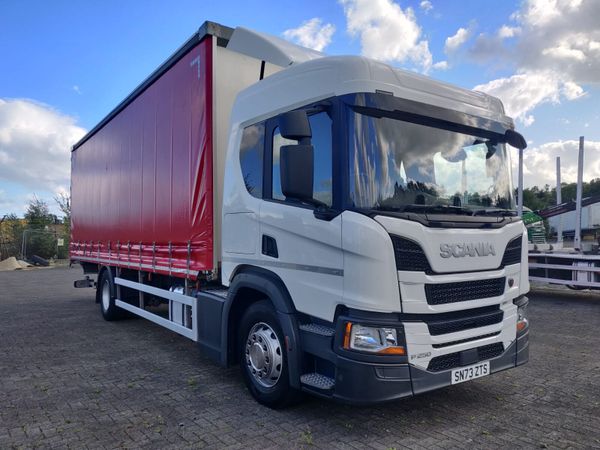 2023 (73) Scania P250sleeper cab 27ft curtainsider - Main image