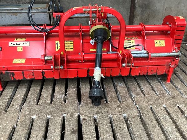 Farm machinery - Main image