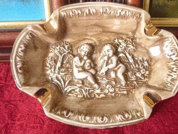 Original Capodimonte Italy Ceramic Cherub Ashtray - Main image