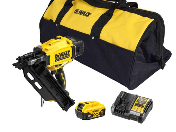 DeWalt Brushless 18V 1St Fix Nail Gun Kit - New - Main image