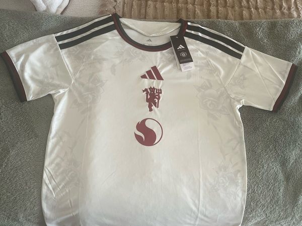 Manchester United 2026/27 Jerseys - Main image
