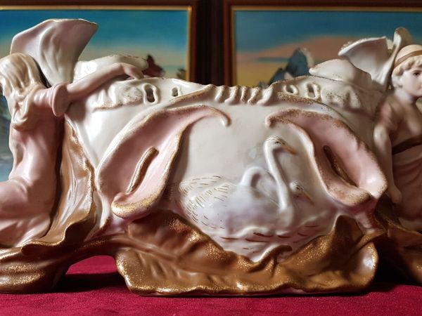 Antique Ernst Wahliss Depose TurnWien Austria Vase - Main image