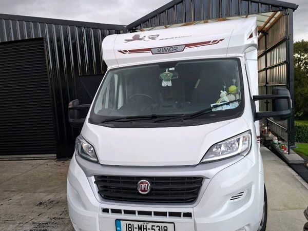 Camper van - Main image