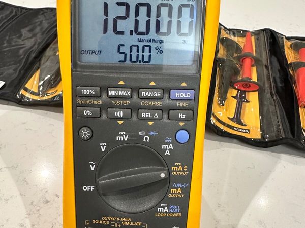 Fluke 789 Process Meter - Main image
