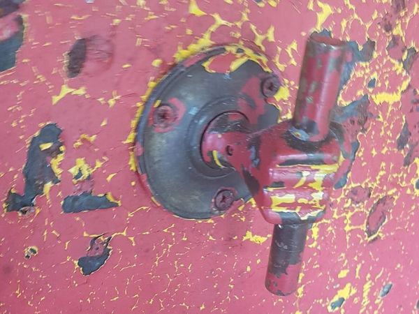 Vintage safe for sale. - Main image