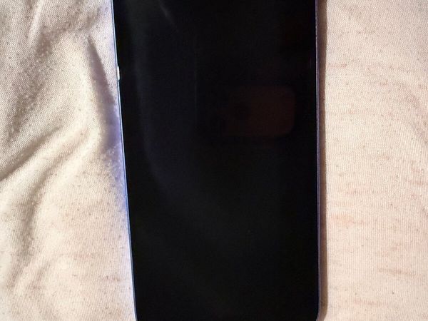 iPhone 16 Plus - Main image