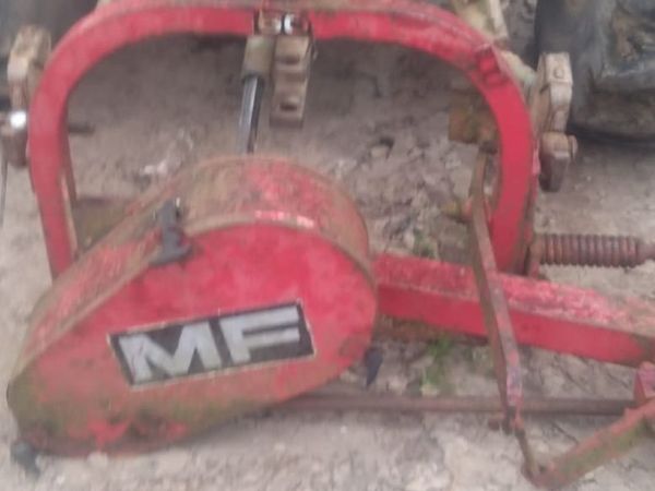 YARD CLEARANCE - Main image