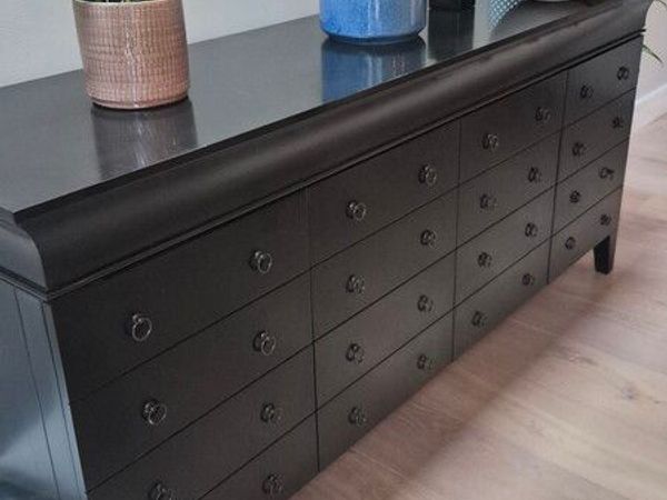 Sideboard - Main image