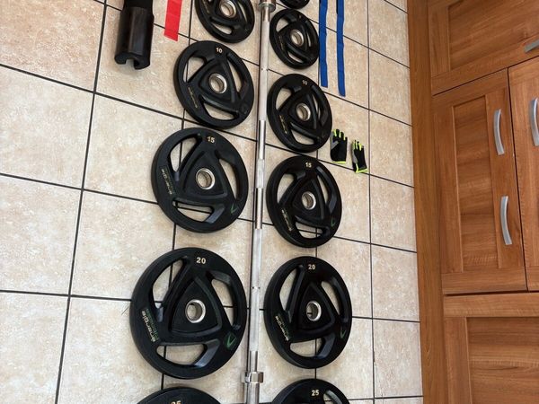 TOP OF THE RANGE OLYMPIC FULL WEIGHTS / BAR SET!! - Main image