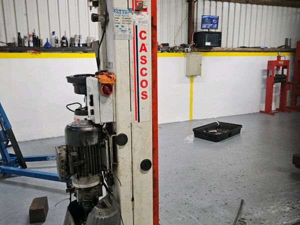 Looking for casco lift for parts - Main image