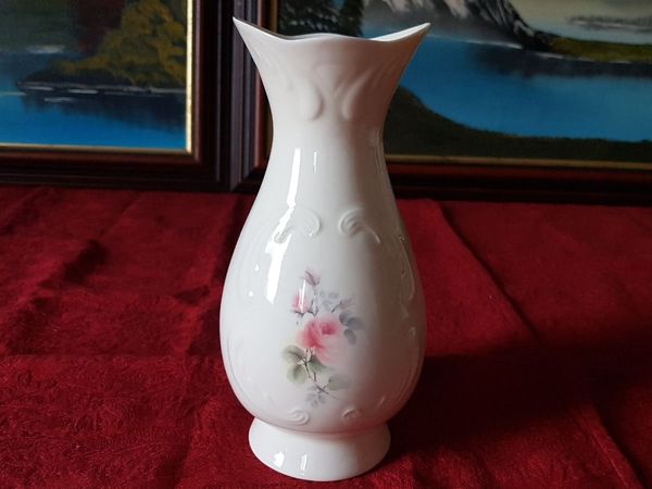 8" Donegal Parian China Rose Vase Made In Ireland - Main image