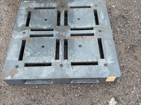 Plastic pallets - Main image