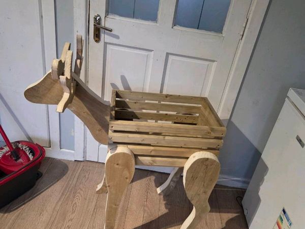 Reindeer Planter - Main image